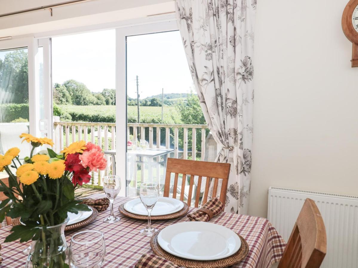 The Cider Shed Apartment Winscombe Екстериор снимка
